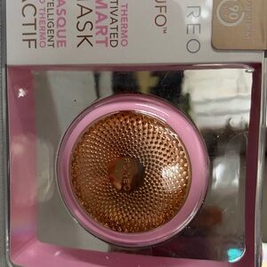 FOREO Pink and Gold Smart Mask
